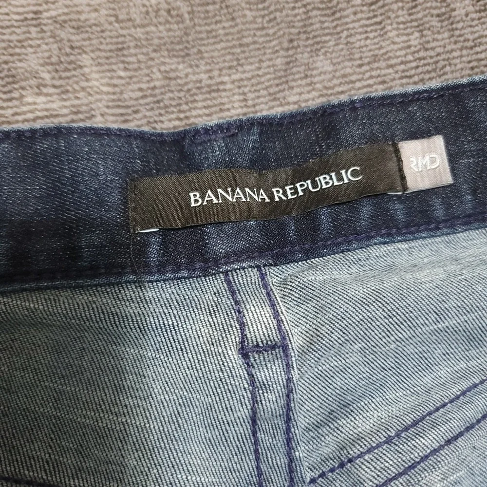 Banana Republic RMD Mens Dark Blue Jeans Straight Leg Sz 33 x 30 Distressed